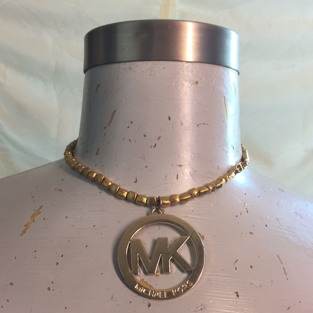 Michael Kors choker
